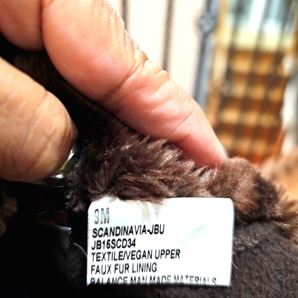 JAMBU JBU Adventure Designs Vegan Brown & Fur Zip Up Boots Women's Size 9M - Picture 8 of 10